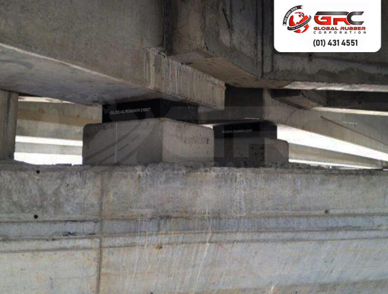 Los rollos de Waterstop son bandas flexibles de caucho de diversos tipos, anchos y diseños utilizados para evitar el pasaje de agua en juntas de contracción, expansión y construcción en estructuras de concreto que vayan a contener agua en su interior